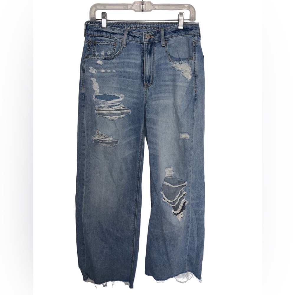 American Eagle Skater Jean distressed size 6